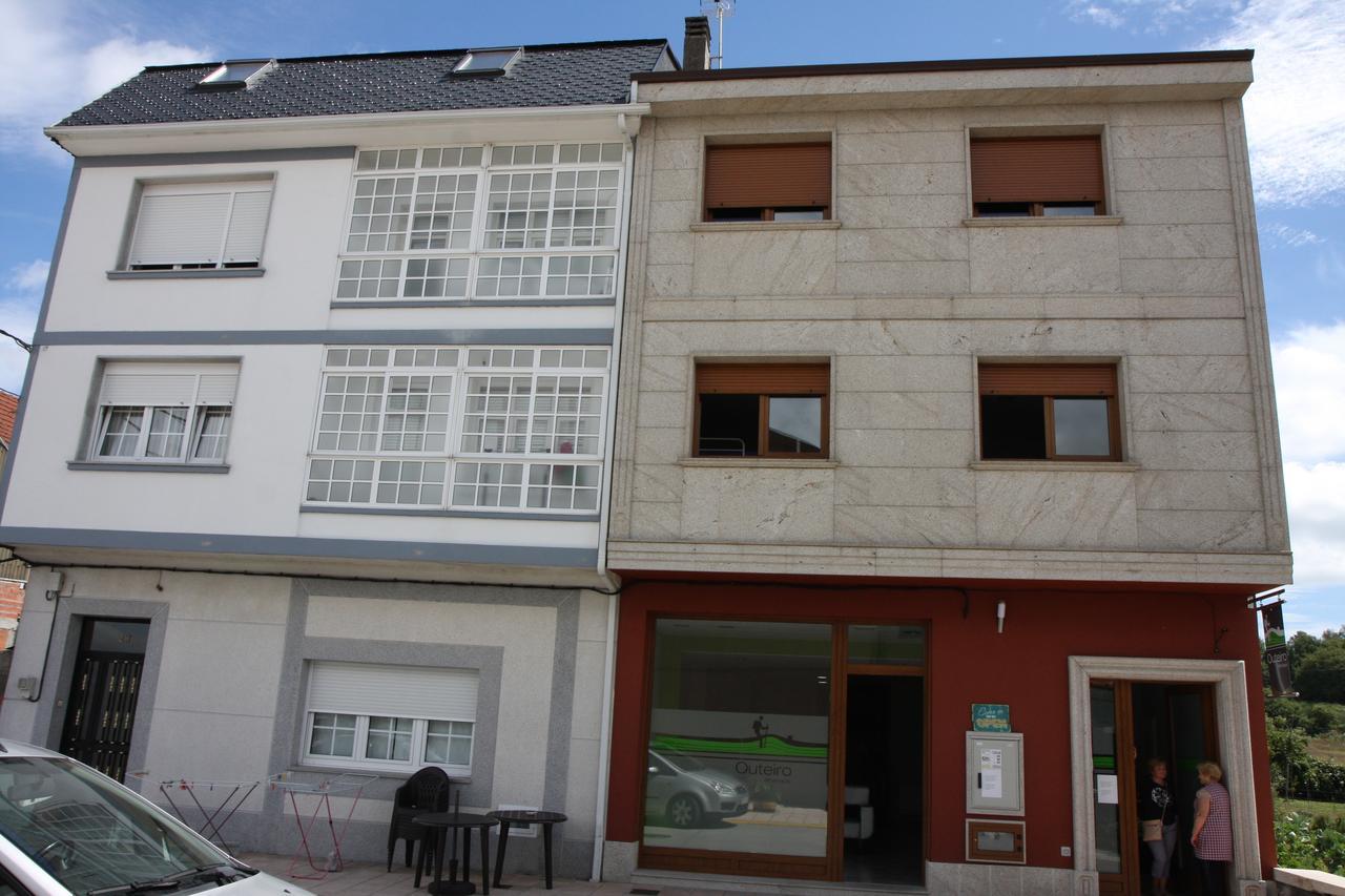 Albergue Outeiro Hostel Palas de Rei Εξωτερικό φωτογραφία
